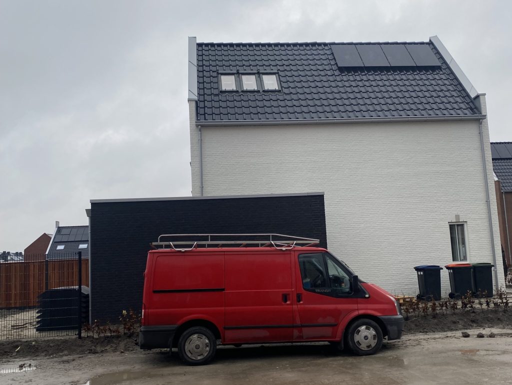 3 dakramen Almere